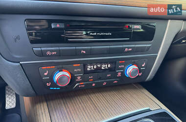 Седан Audi A6 2015 в 