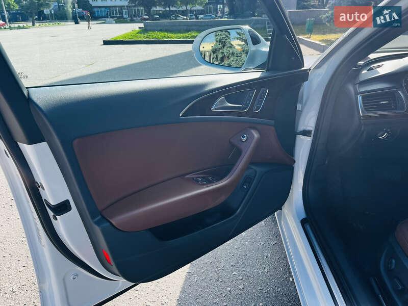 Седан Audi A6 2014 в Лубнах