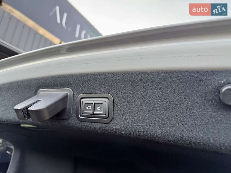 Седан Audi A6 2017 в Киеве