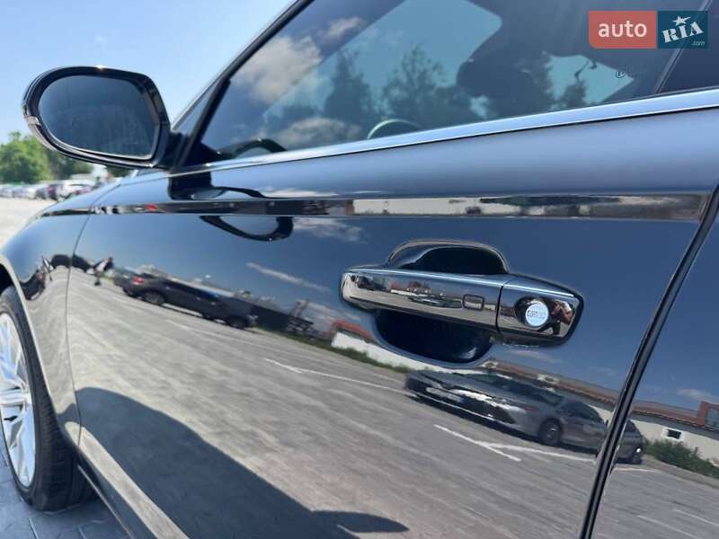 Седан Audi A6 2013 в Киеве
