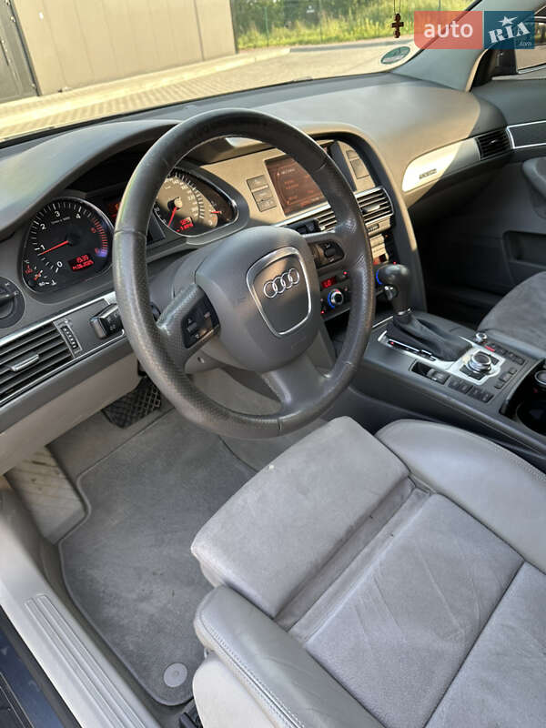 Седан Audi A6 2004 в Стрые