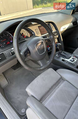 Седан Audi A6 2004 в 