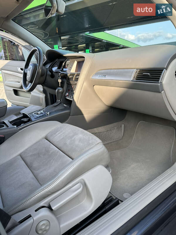 Седан Audi A6 2004 в Стрые