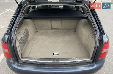Универсал Audi A6 2003 в 
