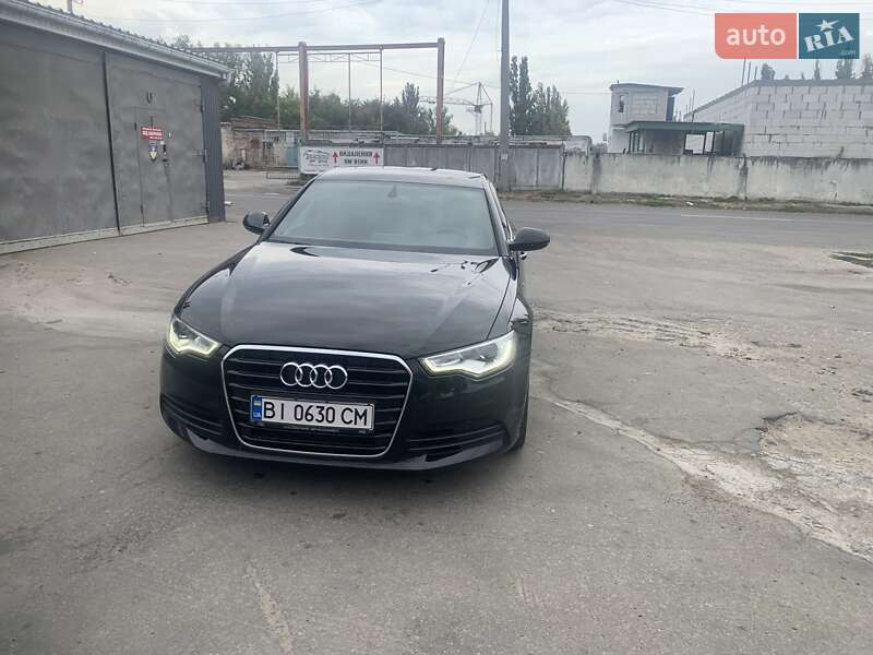 Седан Audi A6 2012 в Полтаве