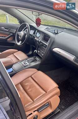 Седан Audi A6 2004 в 
