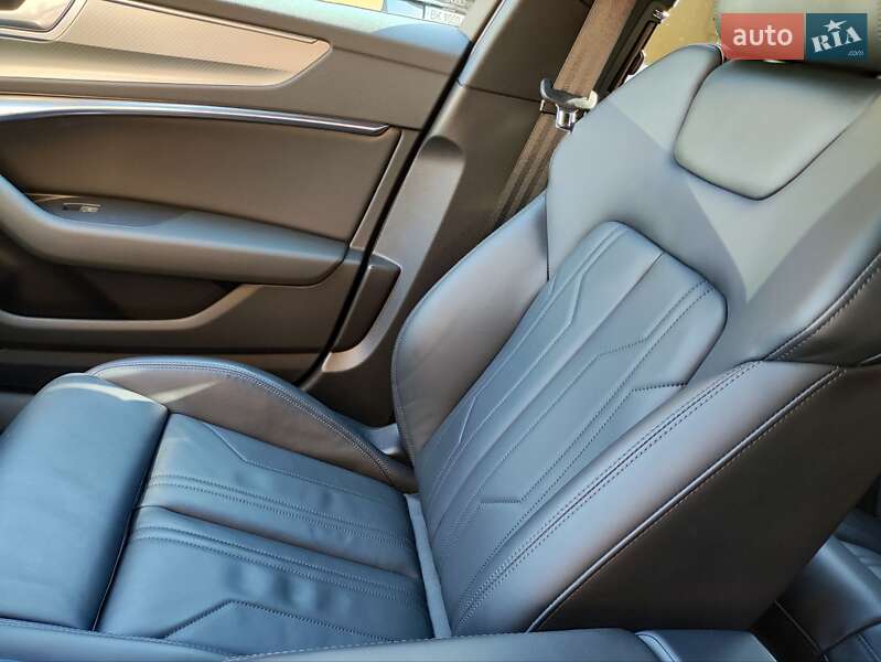 Универсал Audi A6 2020 в Ровно