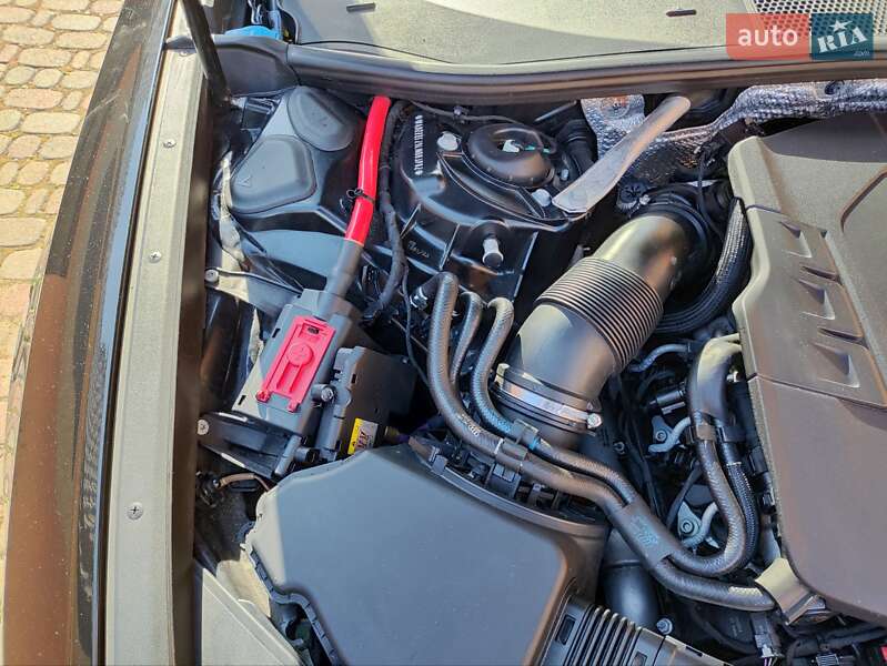 Универсал Audi A6 2020 в Ровно