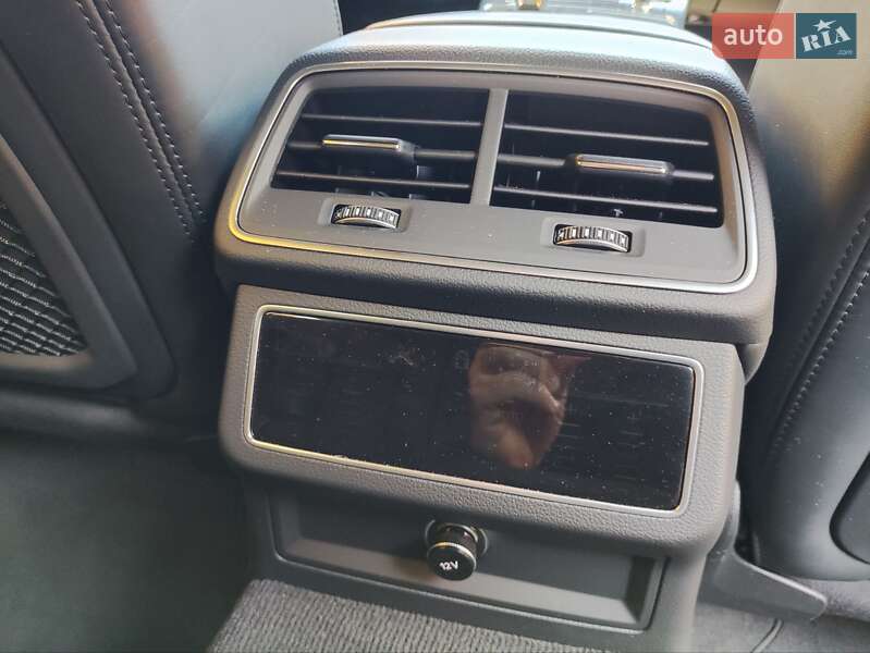Универсал Audi A6 2020 в Ровно
