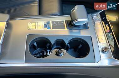 Универсал Audi A6 2020 в Ровно
