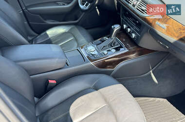 Седан Audi A6 2015 в 