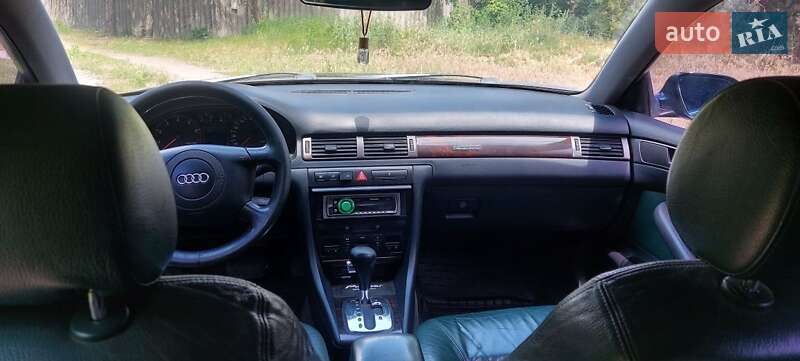 Седан Audi A6 1999 в Чугуєві