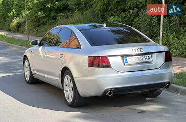 Седан Audi A6 2004 в 