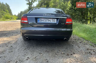 Седан Audi A6 2004 в 