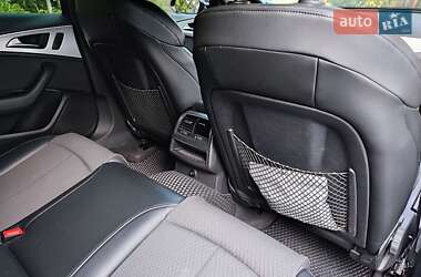 Седан Audi A6 2015 в 