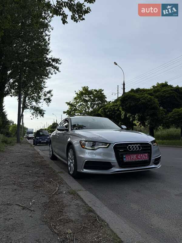 Седан Audi A6 2014 в 