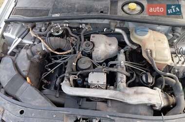 Седан Audi A6 1998 в 
