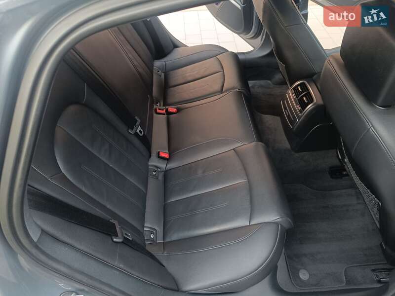 Седан Audi A6 2015 в Львове