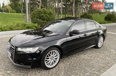 Седан Audi A6 2015 в 