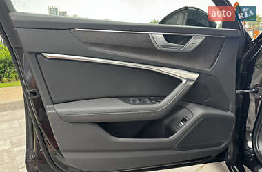 Седан Audi A6 2020 в 