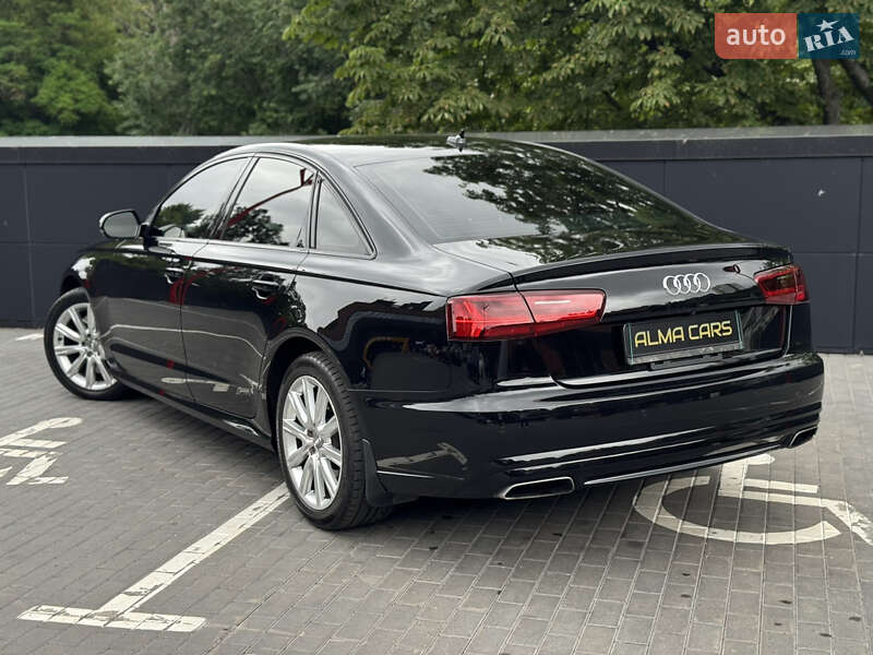 Седан Audi A6 2015 в Киеве