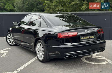 Седан Audi A6 2015 в 