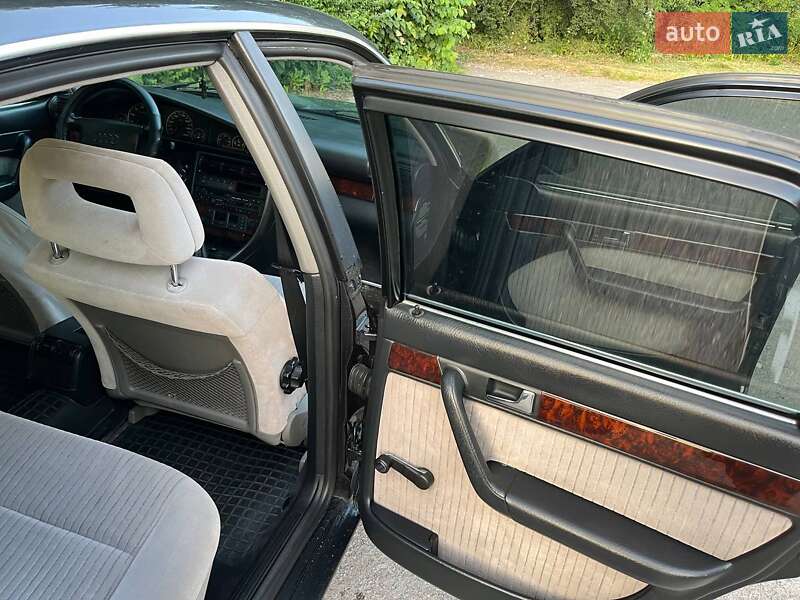 Седан Audi A6 1995 в Тернополе