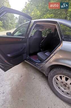 Седан Audi A6 1998 в 