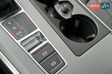 Универсал Audi A6 2019 в 