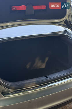 Седан Audi A6 2010 в 