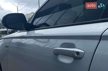 Седан Audi A6 2018 в 