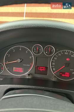 Седан Audi A6 2004 в 