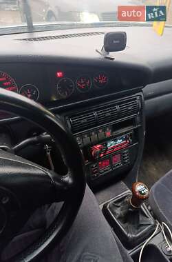 Седан Audi A6 1996 в 