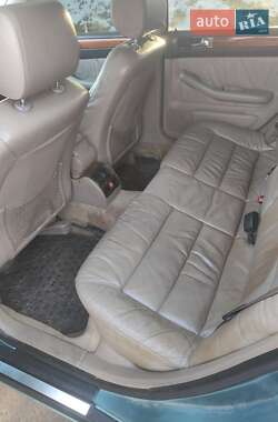 Седан Audi A6 1998 в 