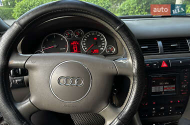 Седан Audi A6 2004 в 