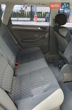 Универсал Audi A6 2003 в 
