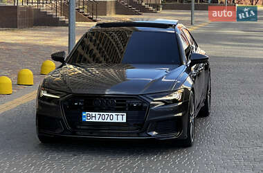 Седан Audi A6 2019 в 
