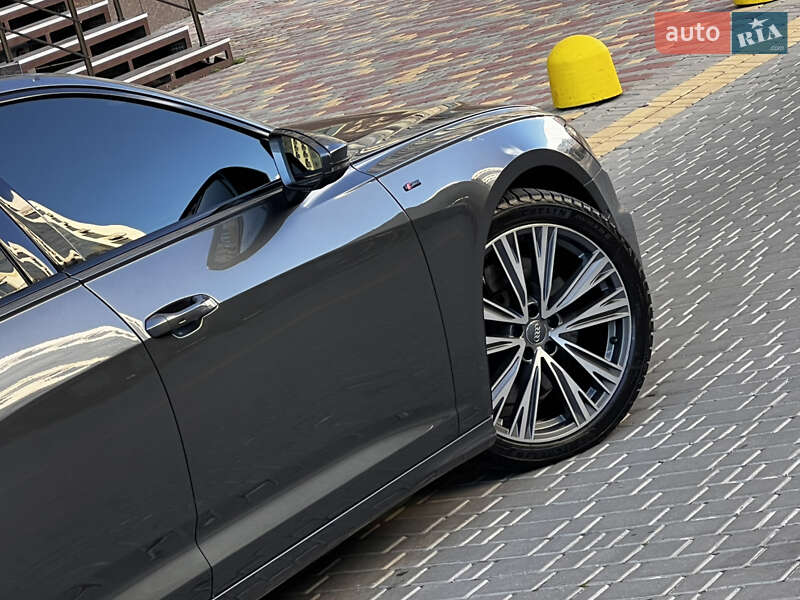 Седан Audi A6 2019 в Одессе