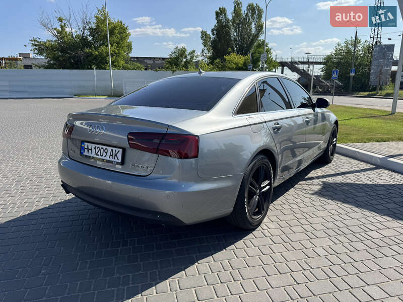 Седан Audi A6 2013 в Одессе