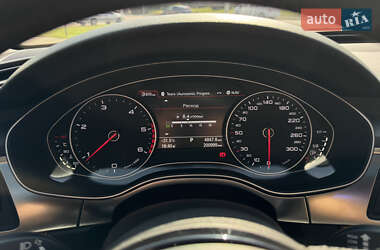 Седан Audi A6 2013 в 