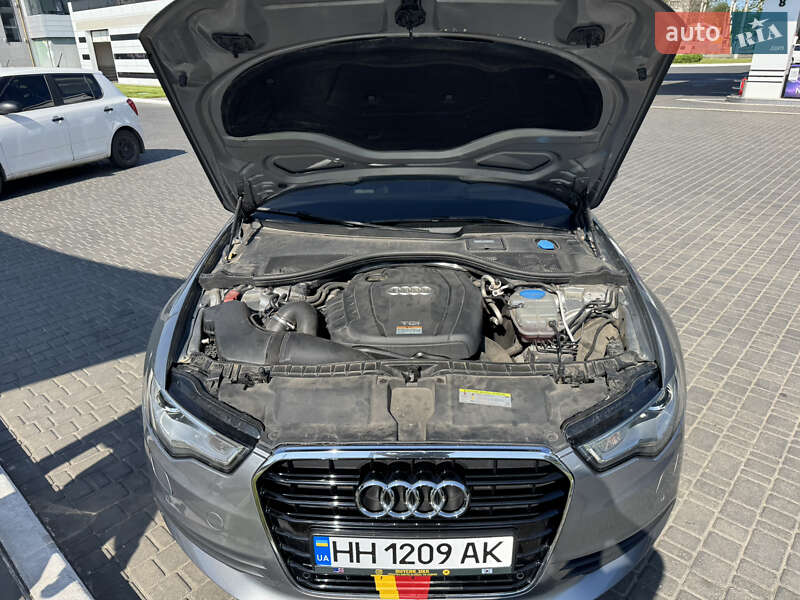 Седан Audi A6 2013 в Одессе
