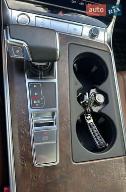 Седан Audi A6 2020 в 