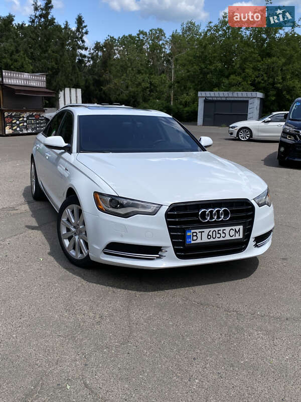 Седан Audi A6 2013 в 