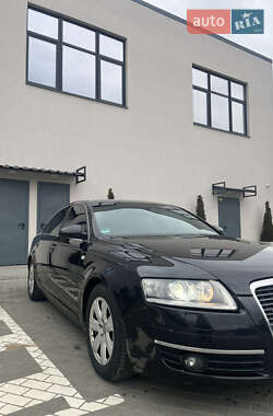 Седан Audi A6 2004 в 