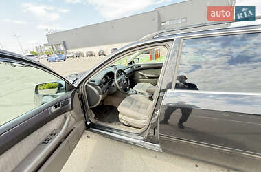 Универсал Audi A6 2003 в 