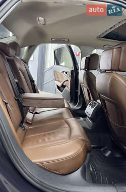 Седан Audi A6 2014 в 