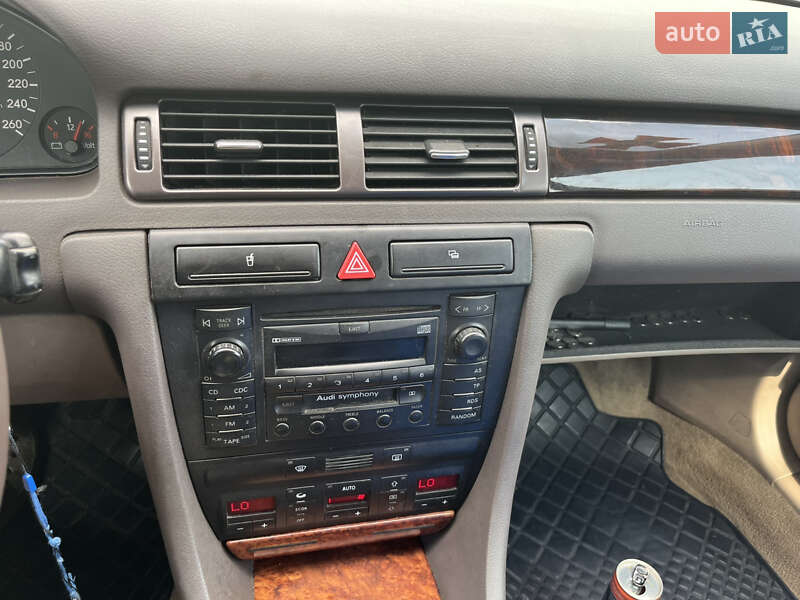 Седан Audi A6 2001 в Броварах