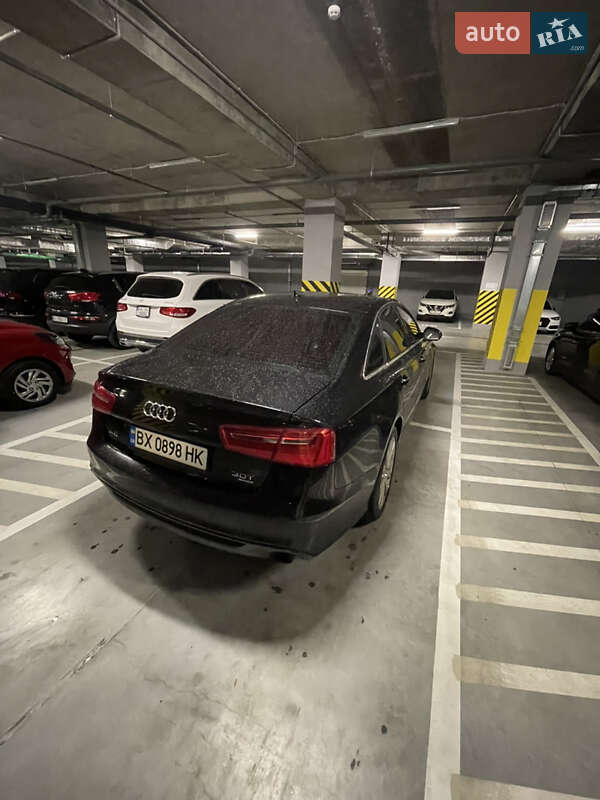 Седан Audi A6 2012 в Киеве