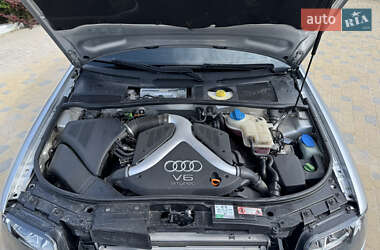 Седан Audi A6 2002 в 