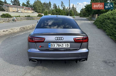 Седан Audi A6 2015 в 
